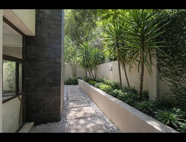 3 BEDROOM HOUSE FOR SALE IN MENLO PARK